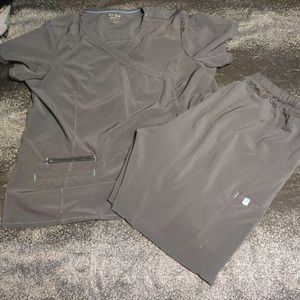 Scrub star scrub set. Very good condition